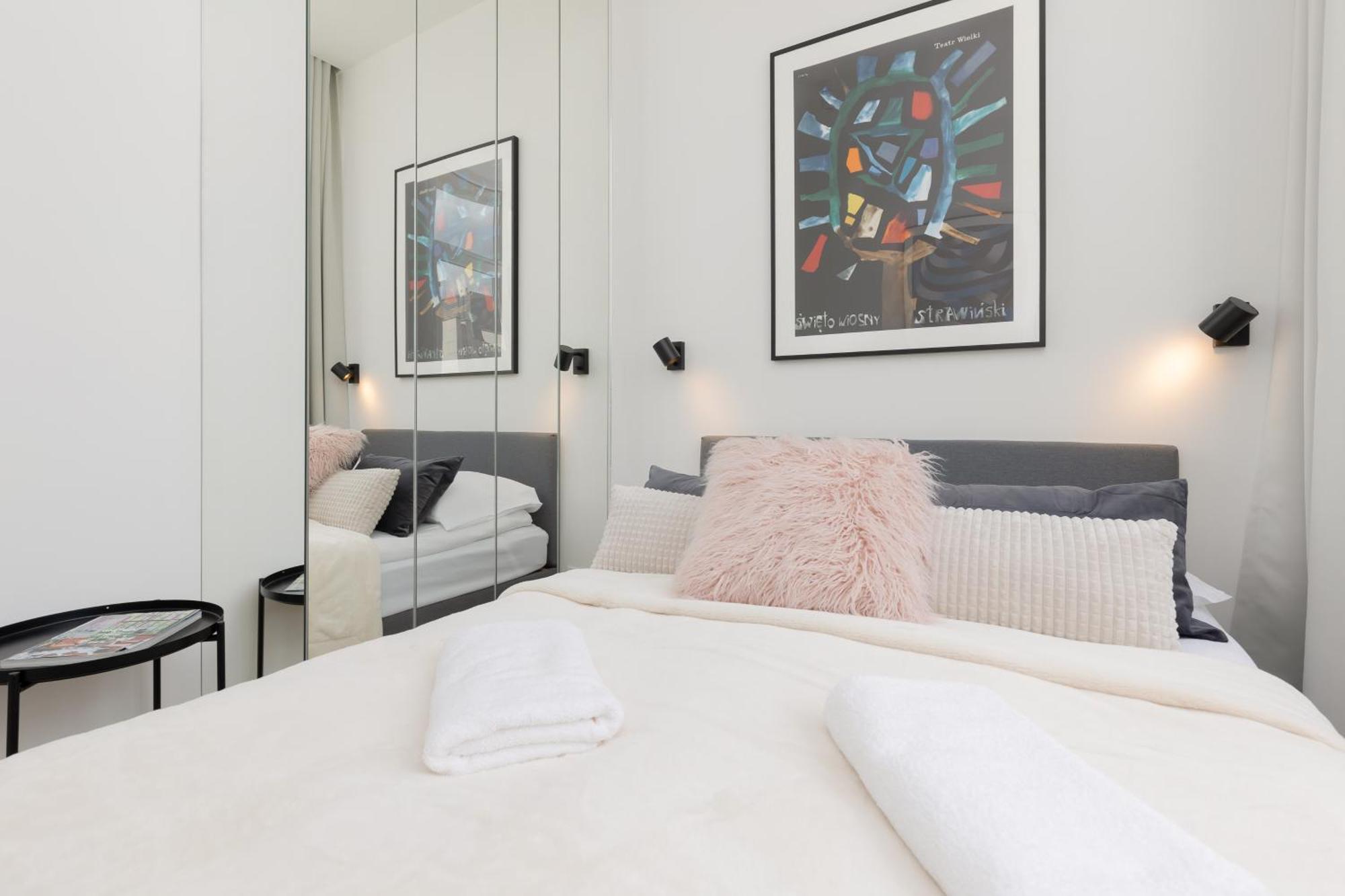 City Panorama Spacious Apartment By Renters Prestige Varsovia Exterior foto